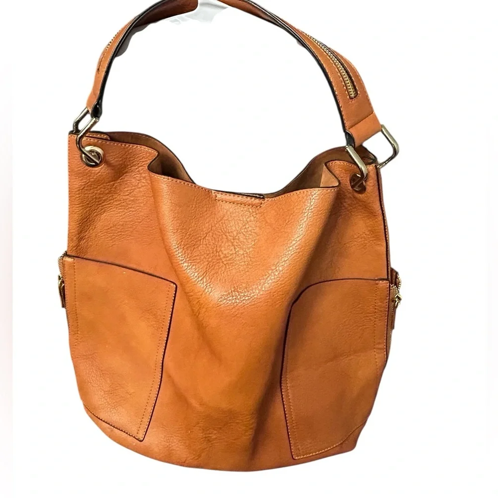 Sold Cognac Faux Leather Bucket Handbag w/ Gold Tone Hardware EUC - Picture 2 of 13